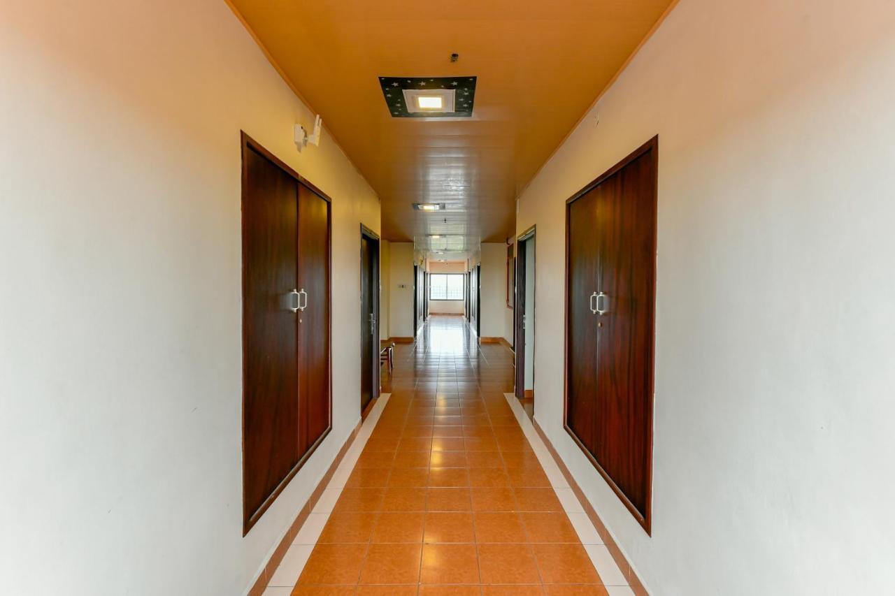 Oyo Flagship 9560 Hotel Bellwether Kochi エクステリア 写真